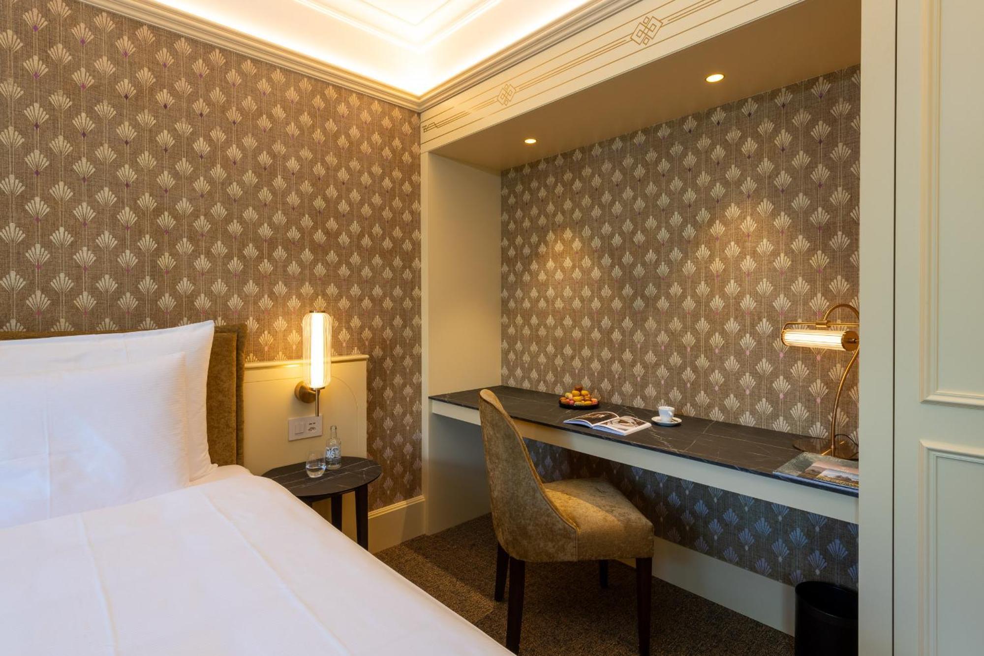 Deluxe Double Room Art Nouveau